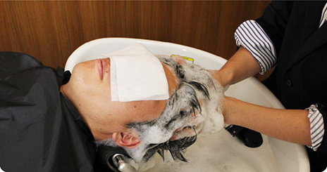 Dクリニック東京 提携ヘアサロン>ヘッドスパ